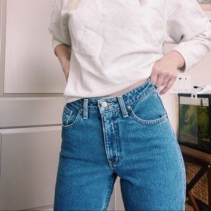 🤍SOLD🤍⭐️vintage Blue Denim jeans⭐️